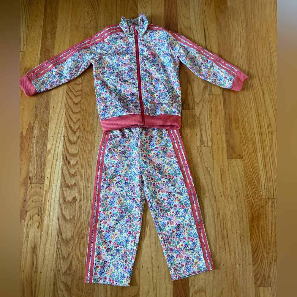 ADIDAS x LIBERTY LONDON FIREBIRD TRACKSUIT SIZE 2-3 Y